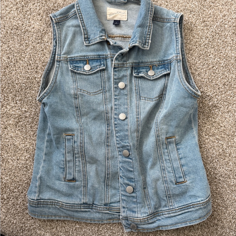 Universal Thread, Light Wash Denim Vest - Classic Button Front, Size S
